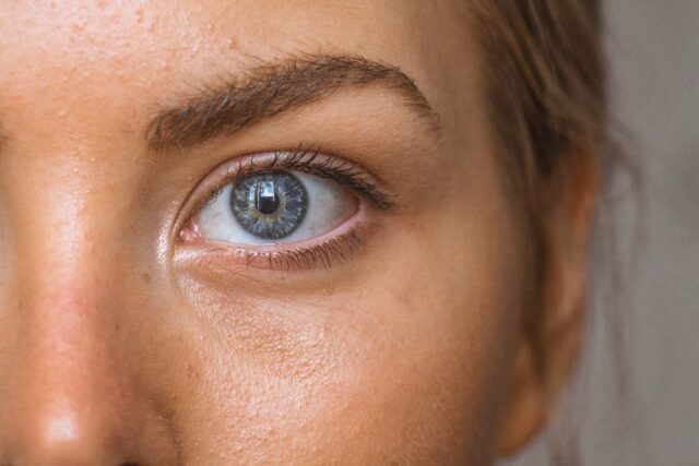 Avoir des yeux sains avec l’acide hyaluronique